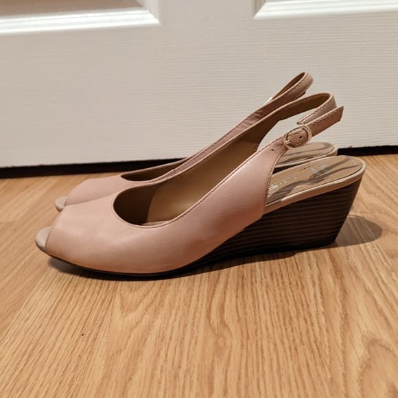 Clarks leather peep-toe wedge heel - Picture 3 of 4